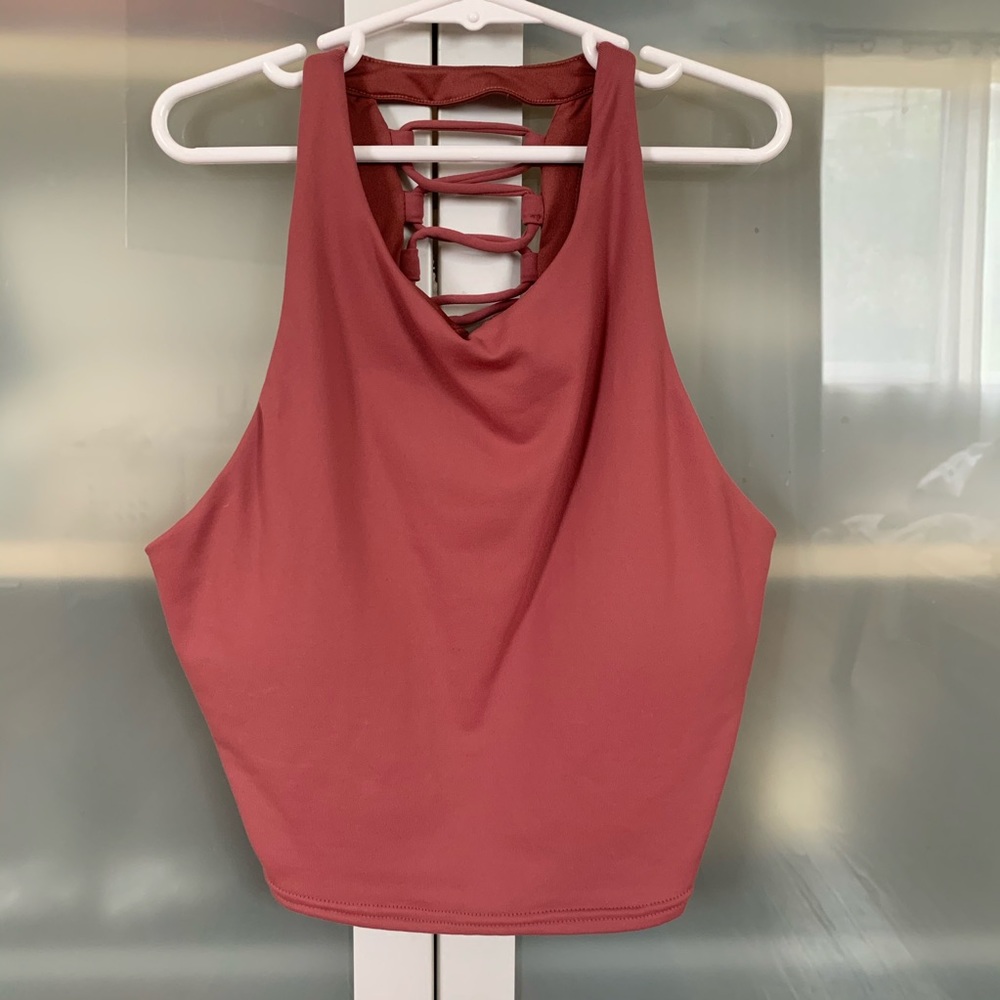 *** ALO YOGA Movement Bra ***